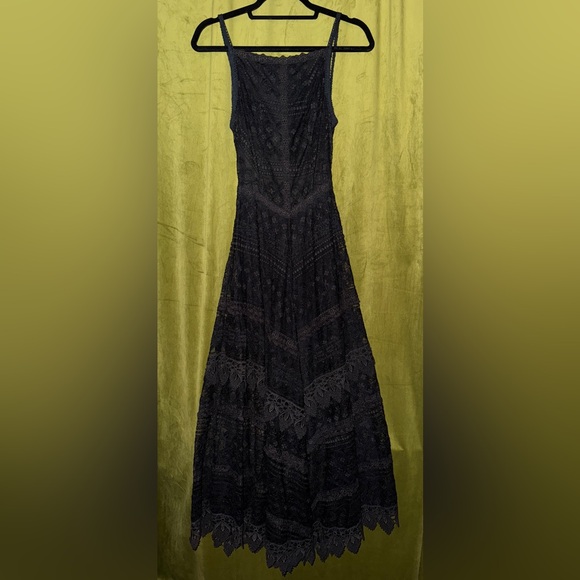 Dresses & Skirts - Lace Open Back Black Dress, S